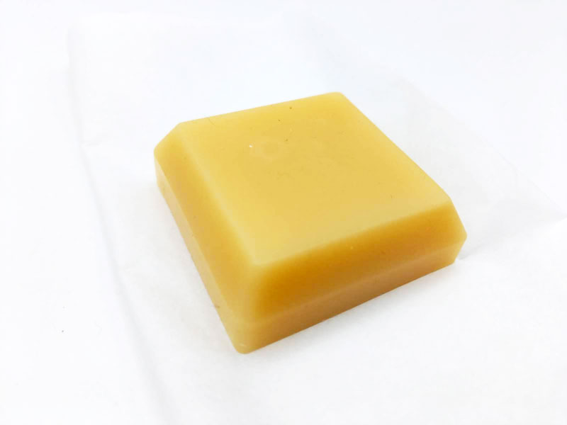 //podjewellery.com.au/cdn/shop/products/Mitsuro-hikime-wax-block_Pod-Jewellery.jpg?v=1675853137